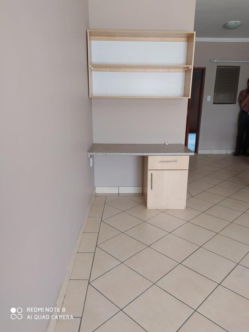 To Let 1 Bedroom Property for Rent in Langenhovenpark Free State